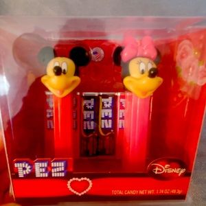 Mickey and Minnie Pez dispenser